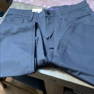 Brand New English Laundry Grey Triangle Pattern👖